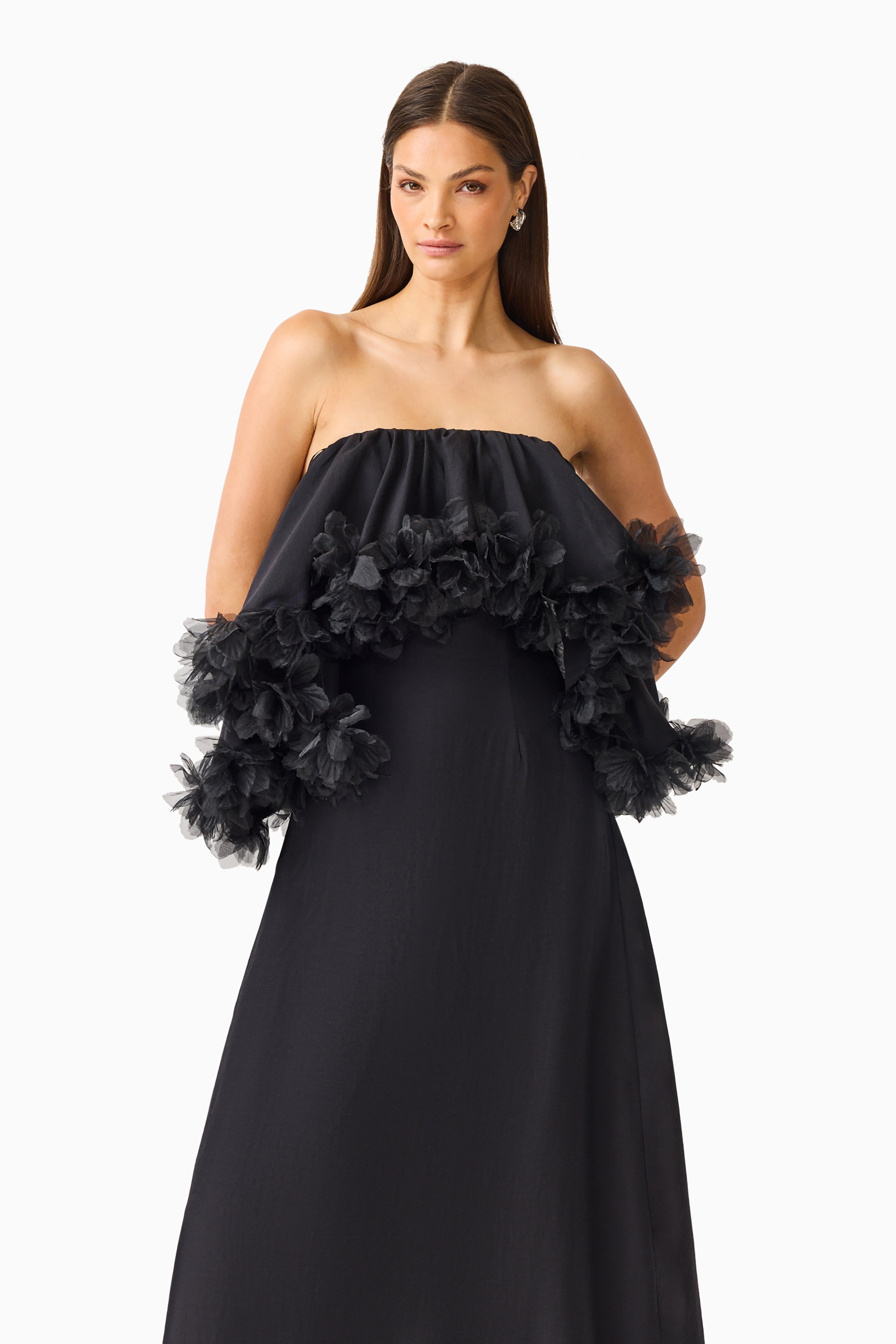 Fiorina Tiered Gown in black