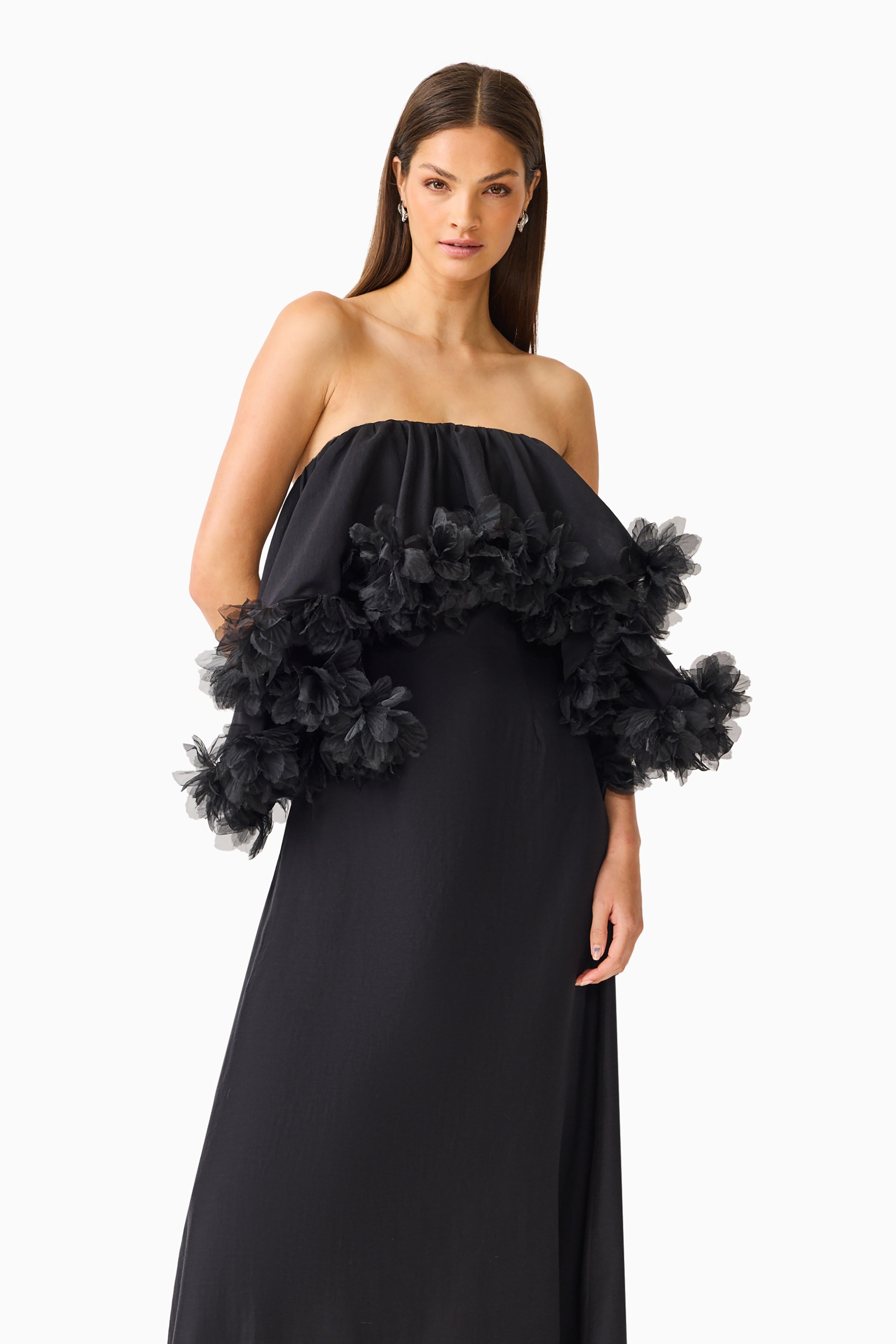 Fiorina Tiered Gown in black