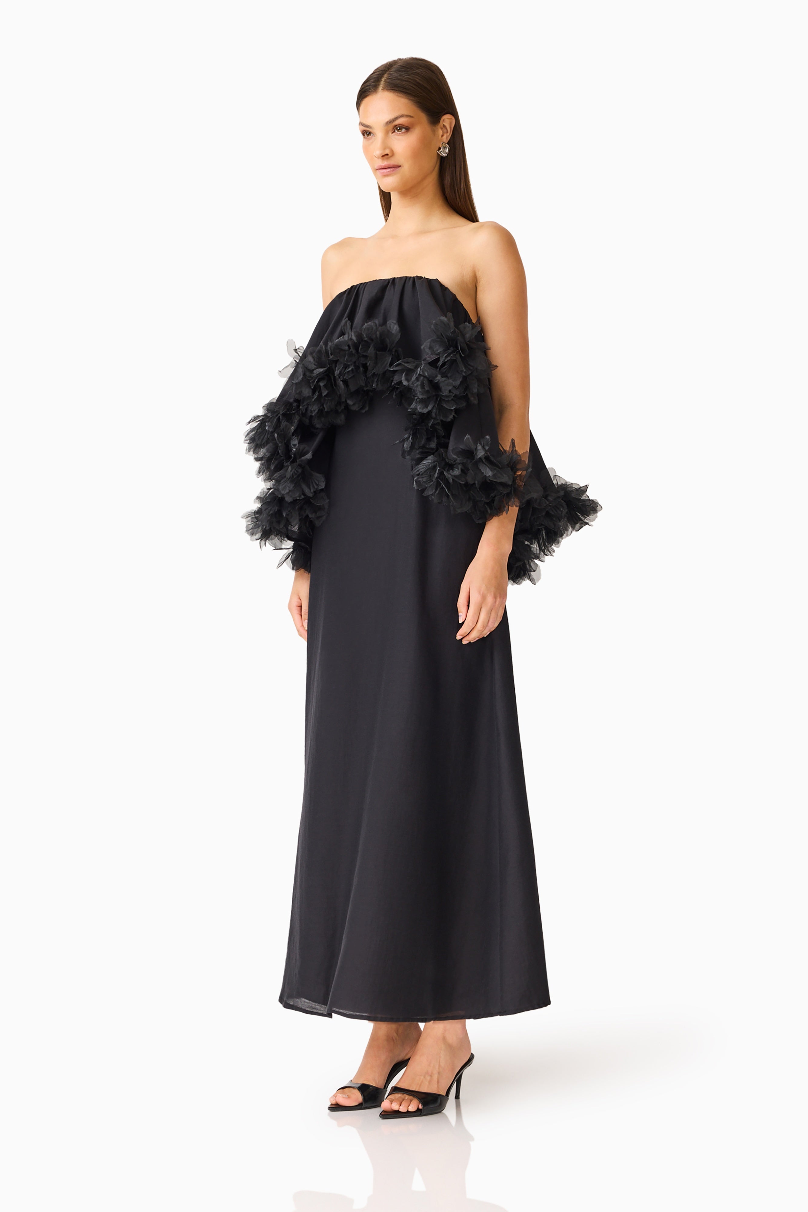 Fiorina Tiered Gown in black