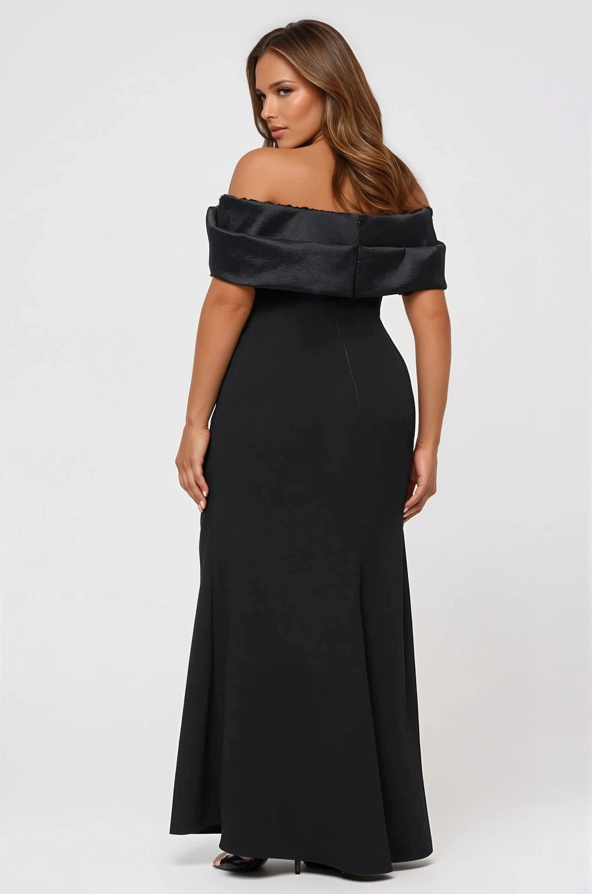 ALINA Gown in Navy
