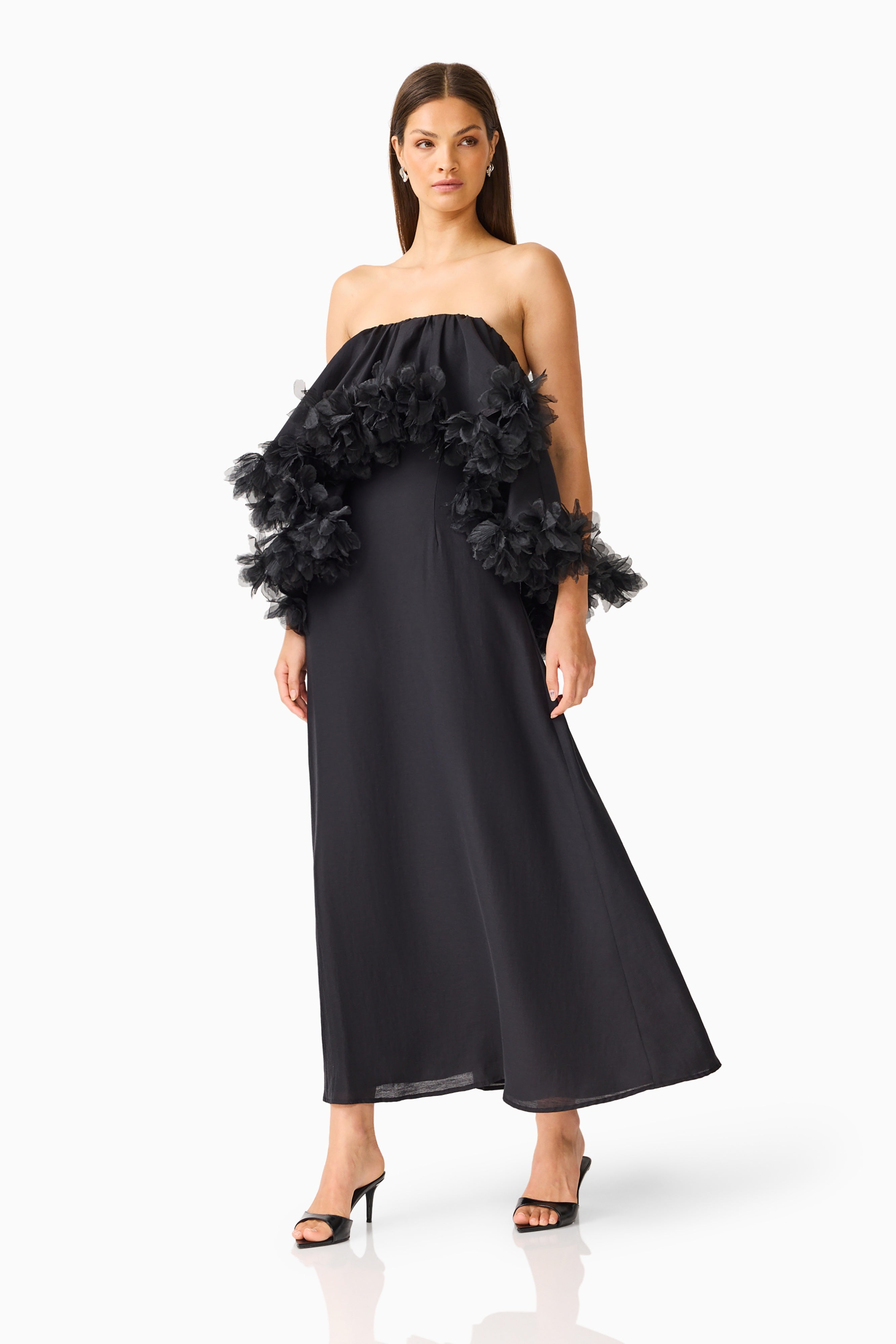 Fiorina Tiered Gown in black
