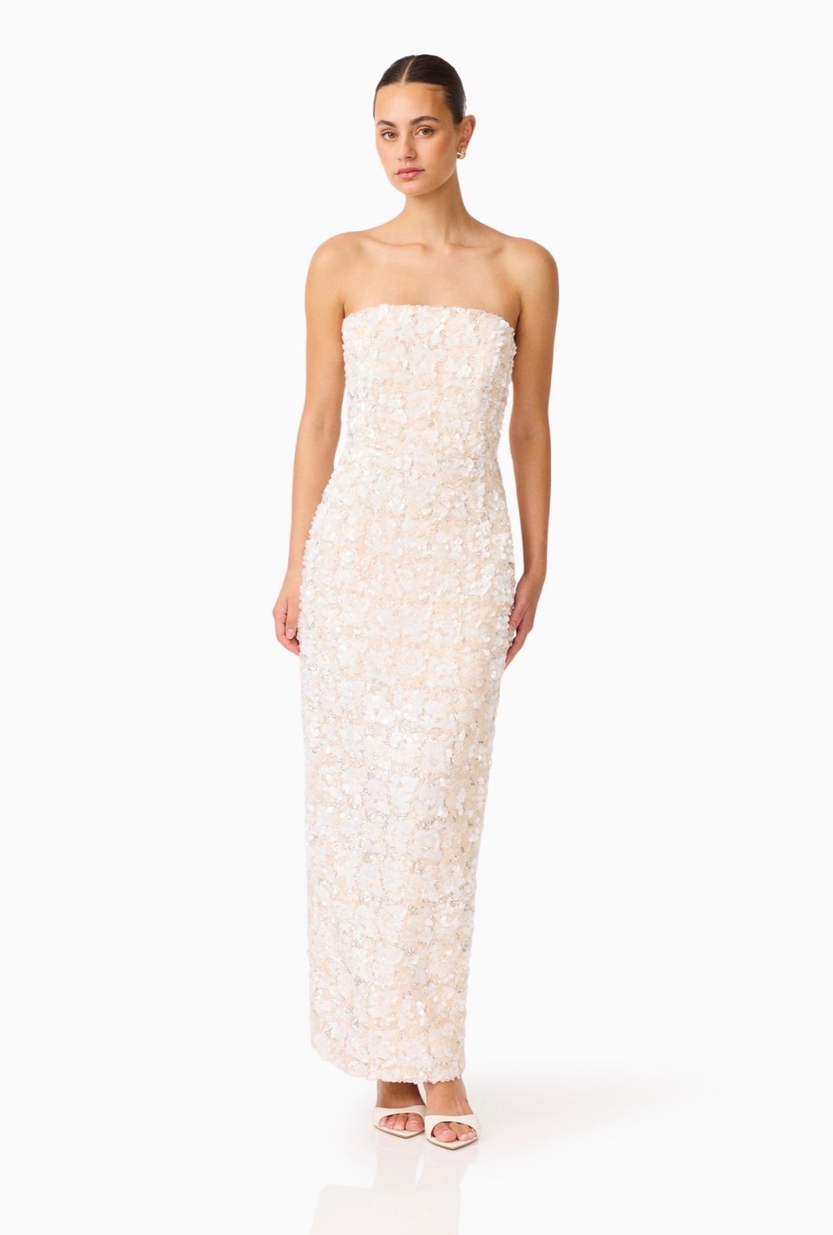 SILVANA STRAPLESS
GOWN IN WHITE/SILVER