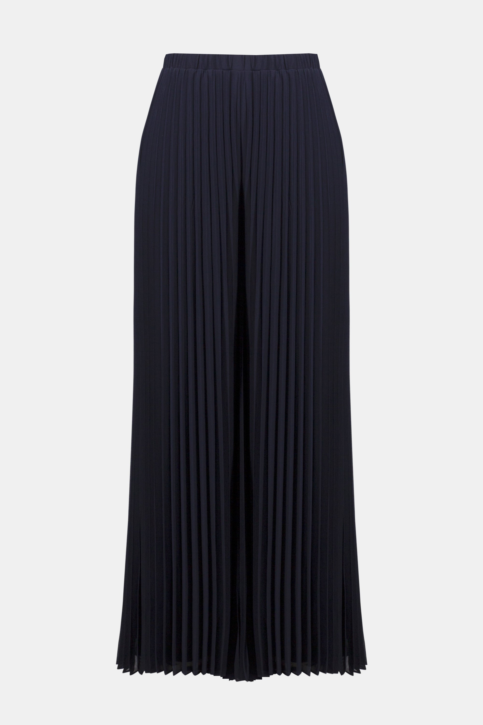 Signature | Silky Knit Straight Top with Pleated Chiffon Sleeves
254725. Signature | Pleated Chiffon Wide Leg Pants
254724 set