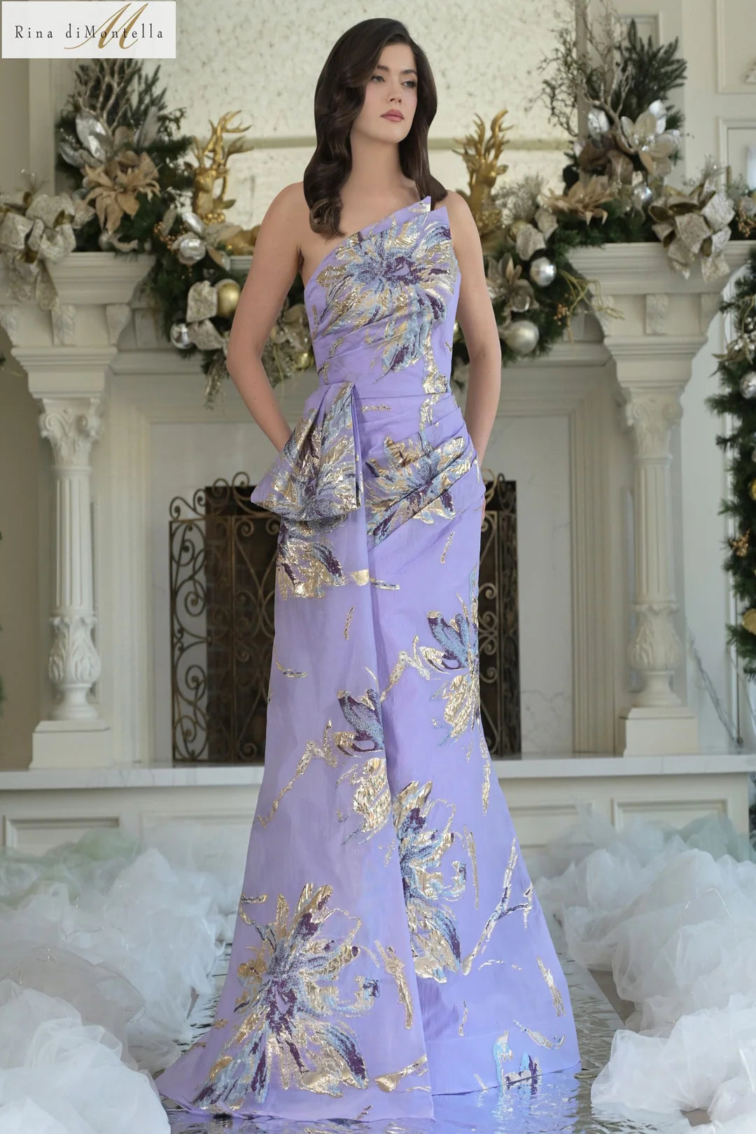 RINA 3233 gown