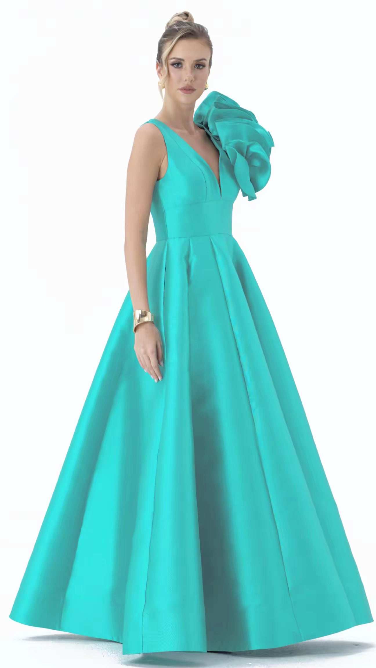 Mirella Vneck Ruffle Gown