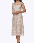 Z0373

Midi embroidered lurex lace dress